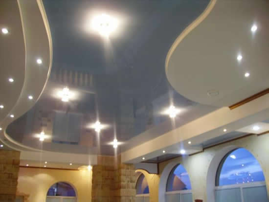 Элементы применения глянцевой плёнки